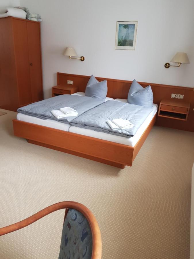 Hotel Zur Altstadt Calbe Eksteriør bilde