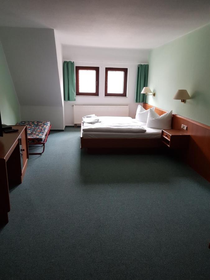Hotel Zur Altstadt Calbe Eksteriør bilde